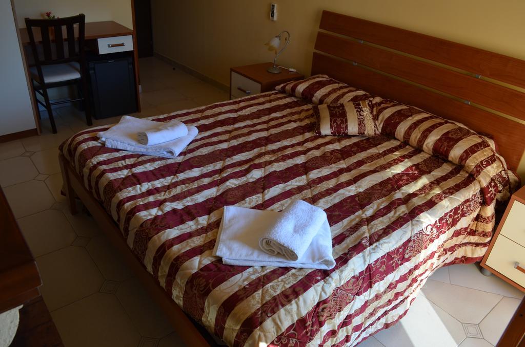 Hotel Barbieri Vibo Valentia Marina Bagian luar foto