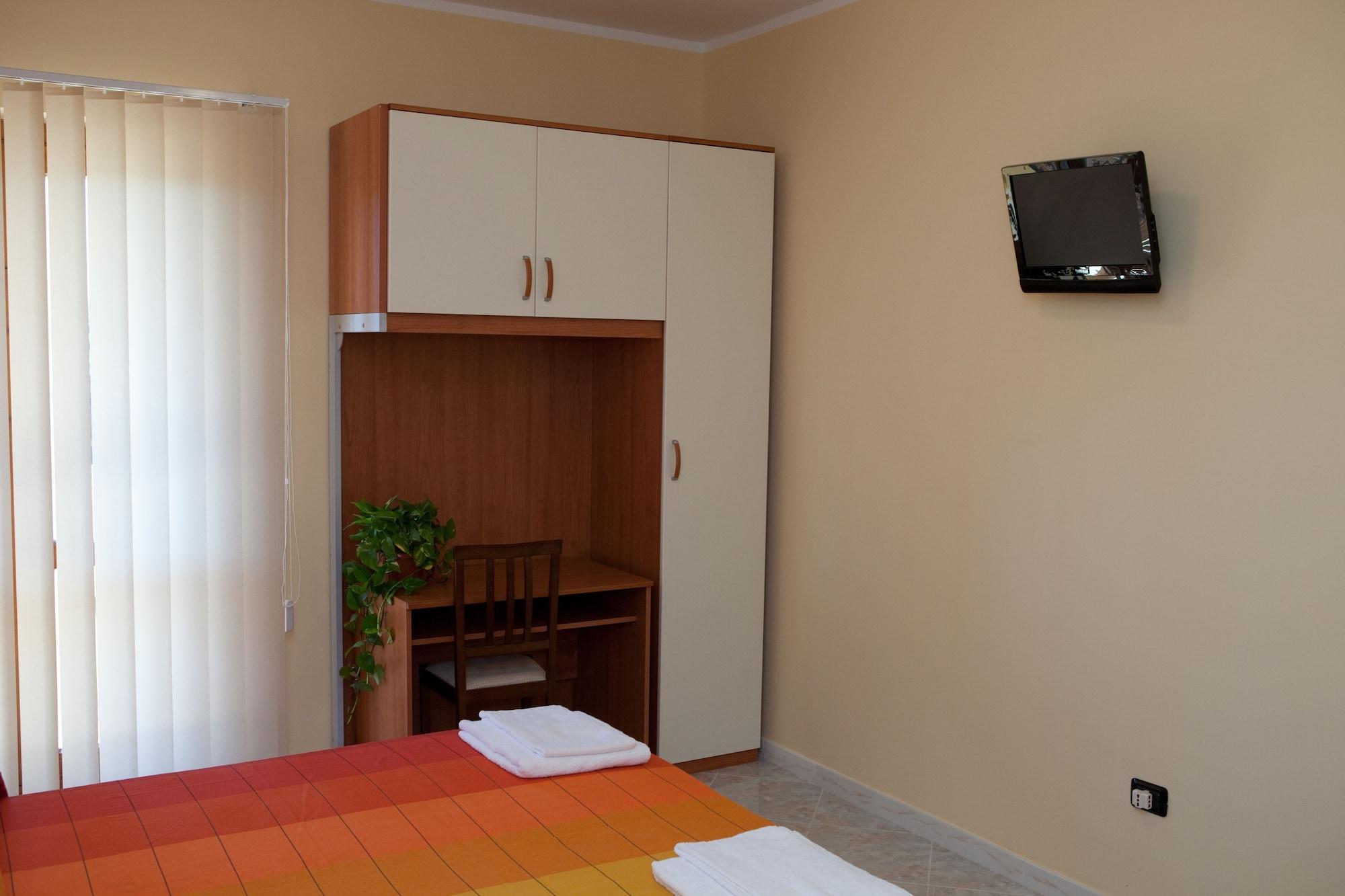 Hotel Barbieri Vibo Valentia Marina Bagian luar foto