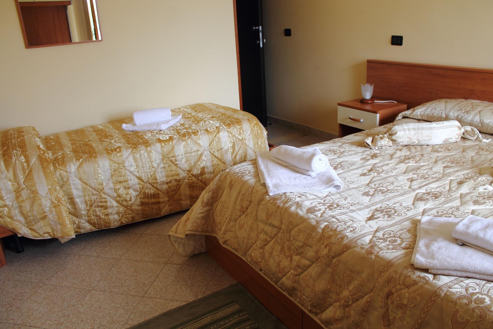 Hotel Barbieri Vibo Valentia Marina Bagian luar foto