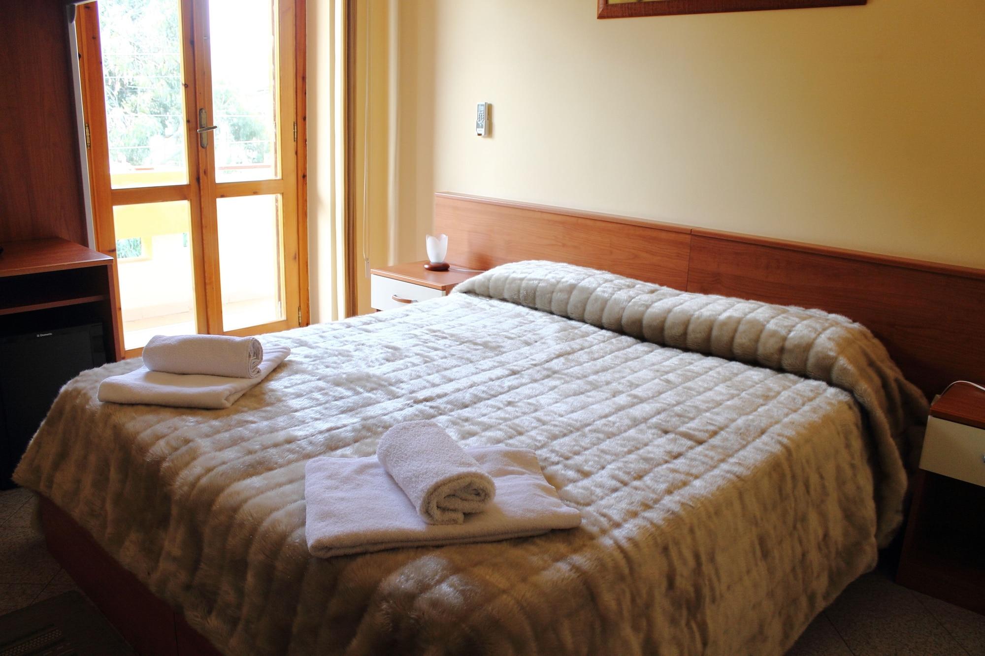 Hotel Barbieri Vibo Valentia Marina Bagian luar foto