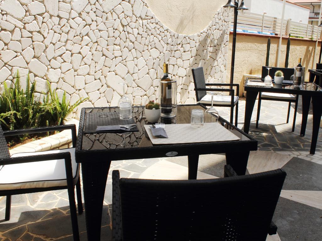 Hotel Barbieri Vibo Valentia Marina Bagian luar foto