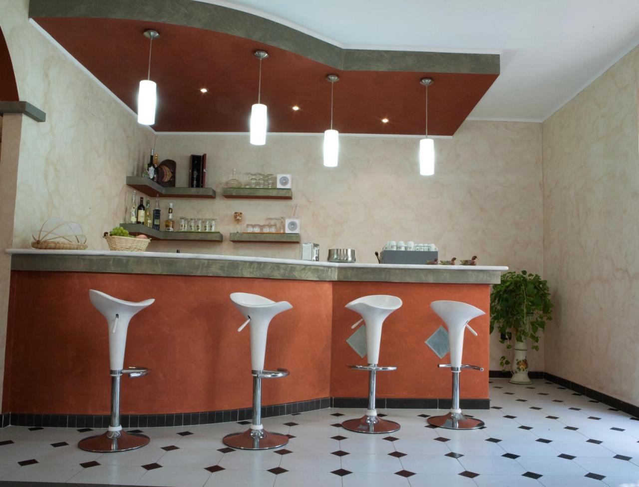 Hotel Barbieri Vibo Valentia Marina Bagian luar foto